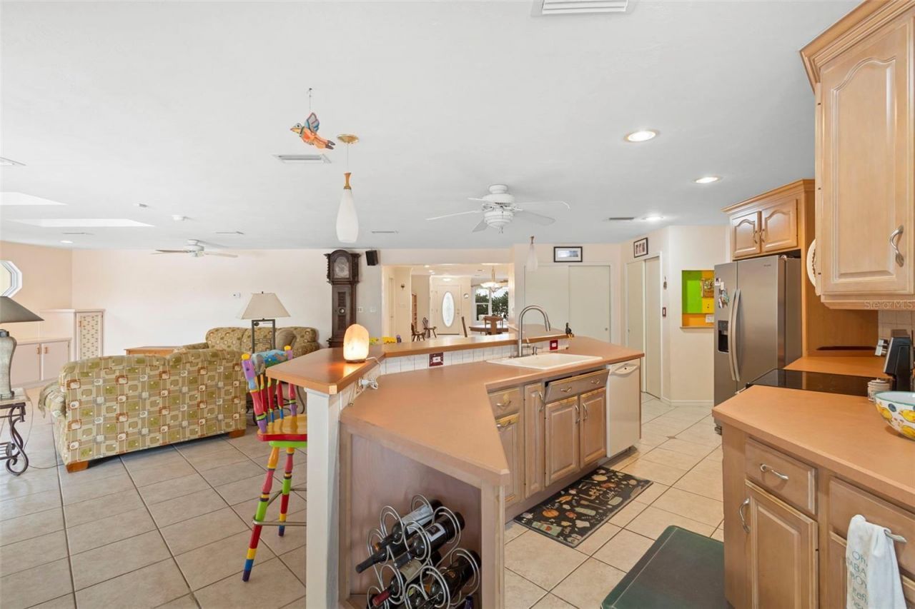 33 Cunningham Drive, New Smyrna Beach, FL 32168 Photo