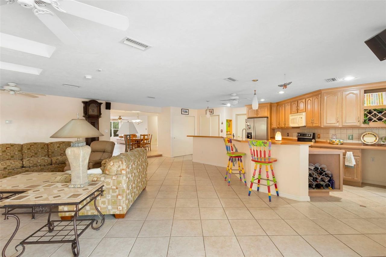 33 Cunningham Drive, New Smyrna Beach, FL 32168 Photo