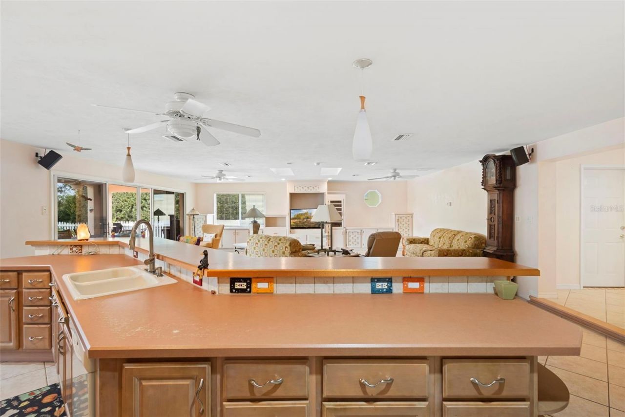 33 Cunningham Drive, New Smyrna Beach, FL 32168 Photo