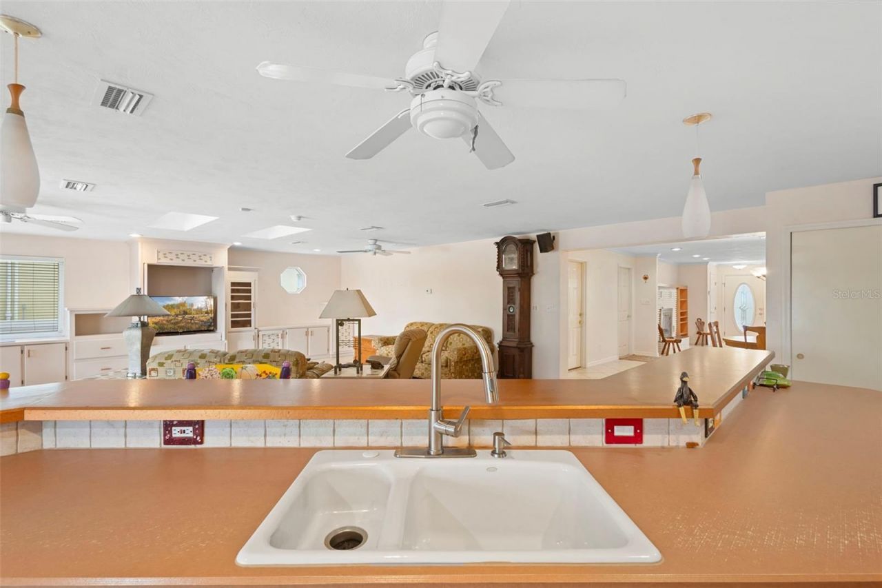 33 Cunningham Drive, New Smyrna Beach, FL 32168 Photo