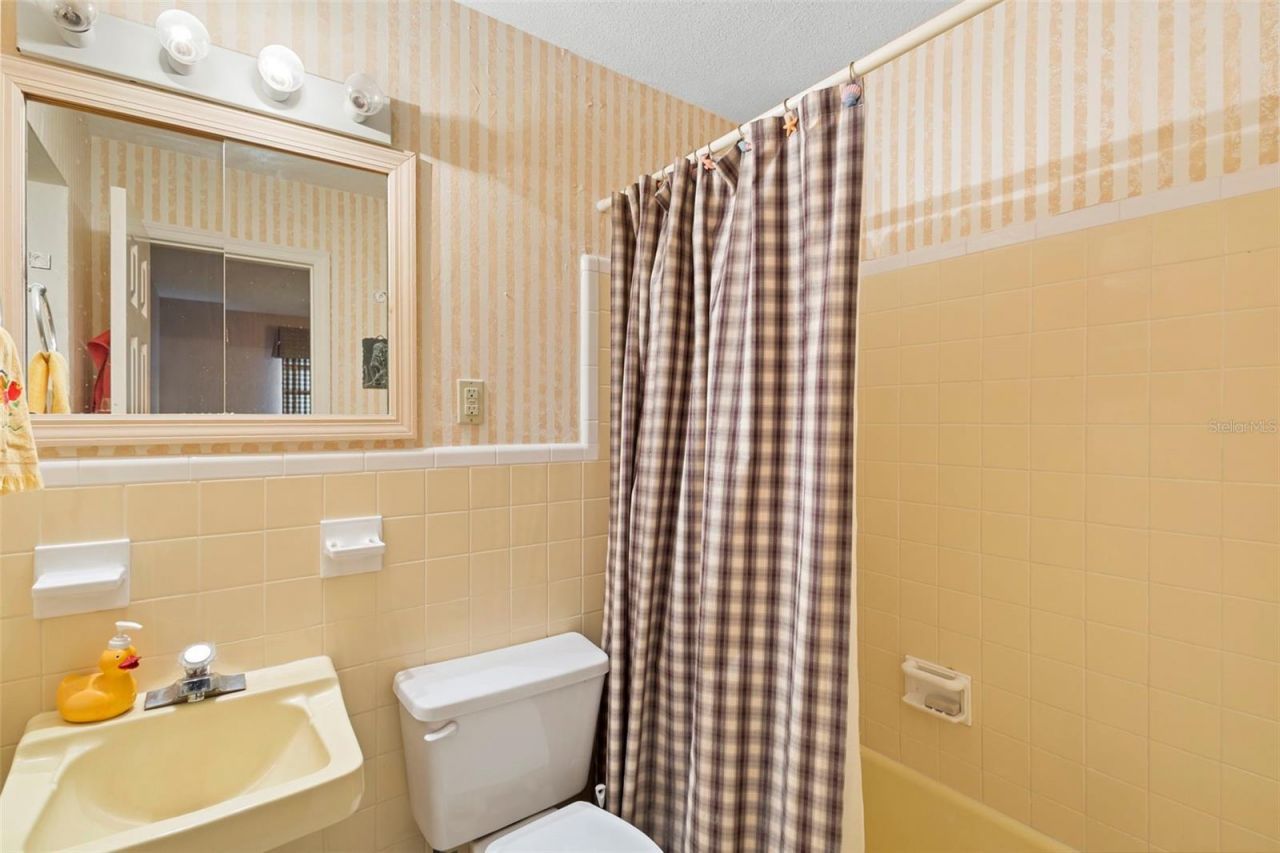 33 Cunningham Drive, New Smyrna Beach, FL 32168 Photo