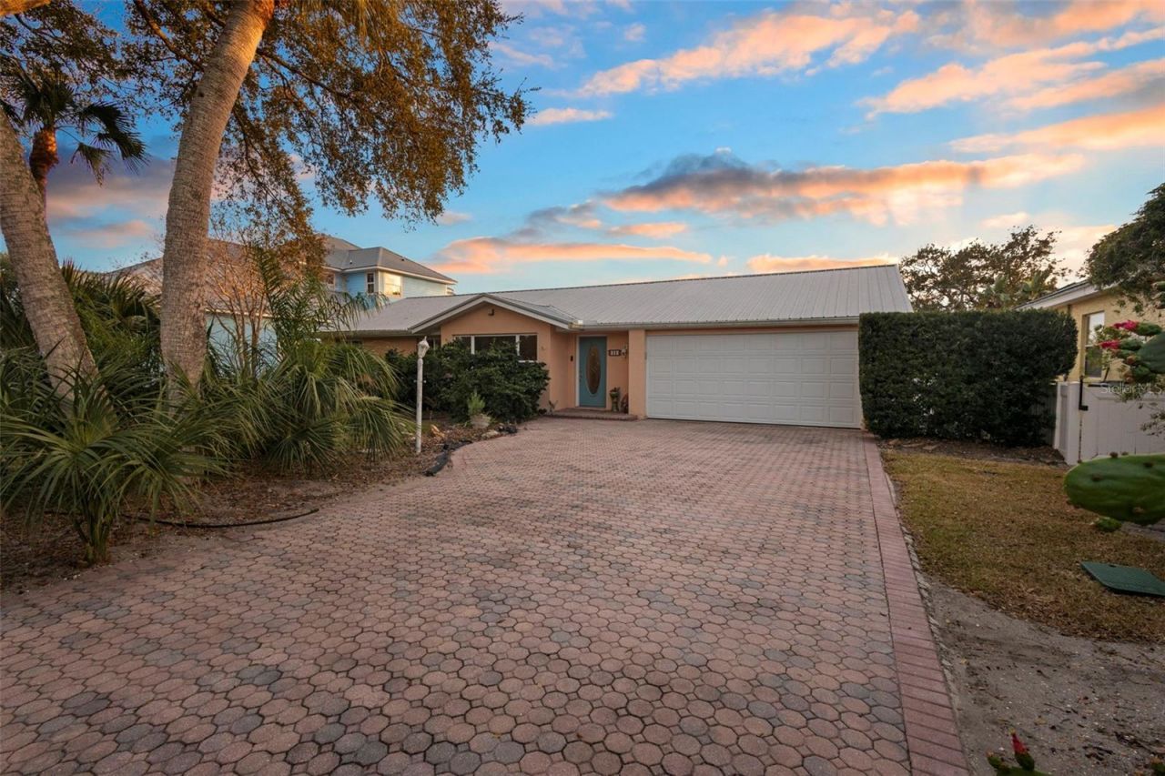 33 Cunningham Drive, New Smyrna Beach, FL 32168 Photo