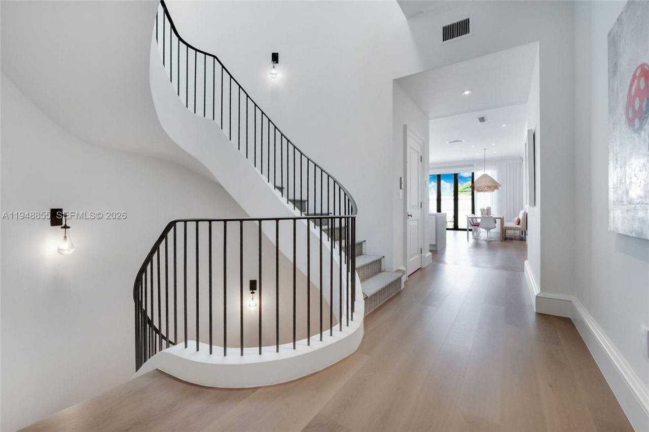 2615 Anderson Rd , Coral Gables, FL 33134 Photo