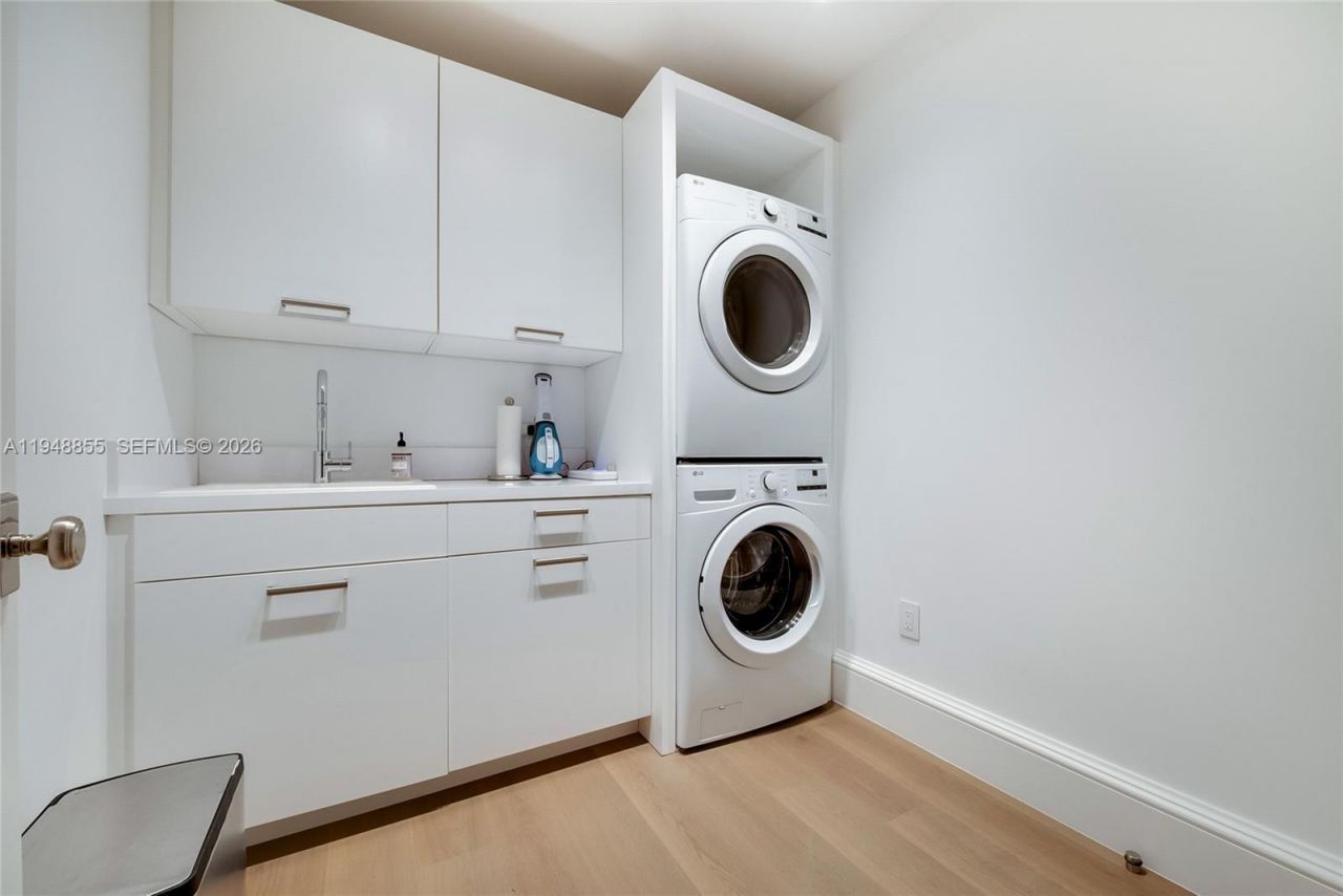 2615 Anderson Rd , Coral Gables, FL 33134 Photo