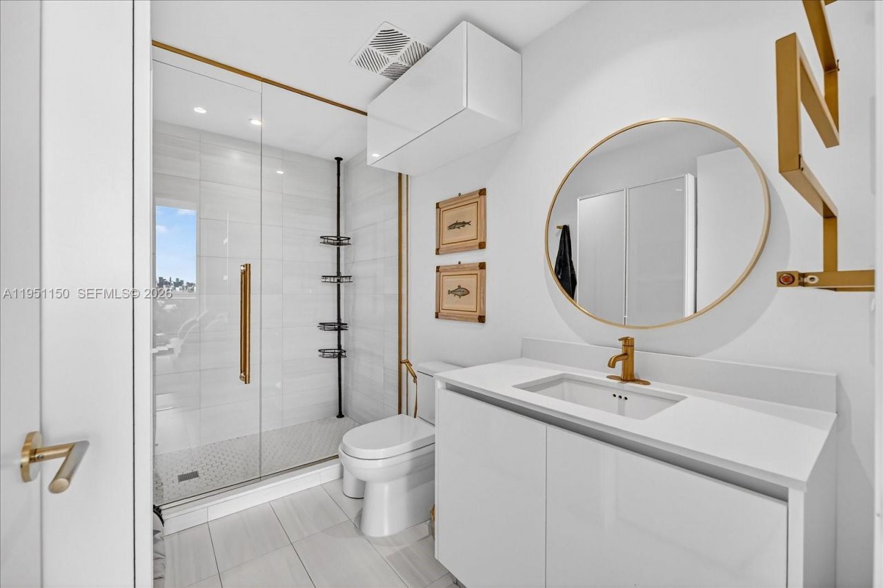 2678 Tigertail Ave , Unit 604, Miami, FL 33133 Photo