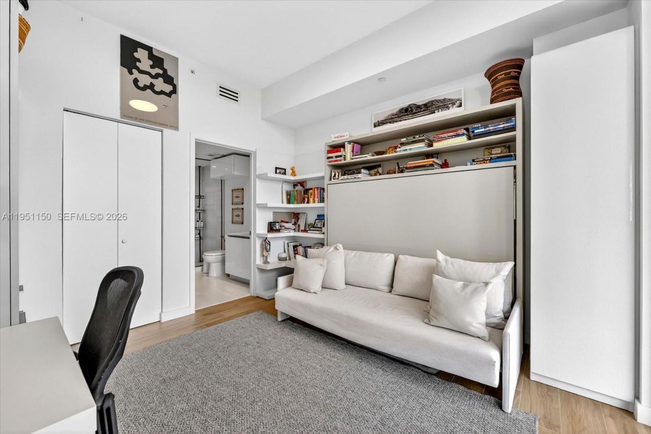 2678 Tigertail Ave , Unit 604, Miami, FL 33133 Photo