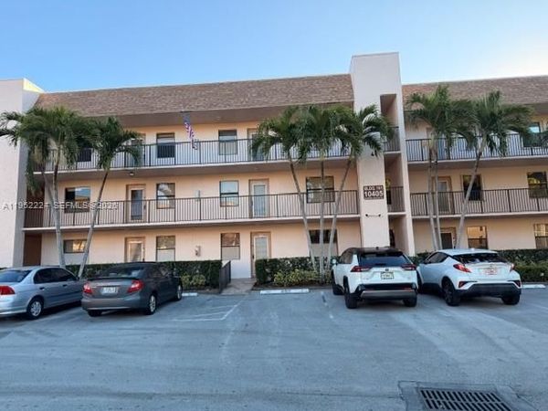 10405 Sunrise Lakes Blvd, Unit 202, Sunrise, FL 33322