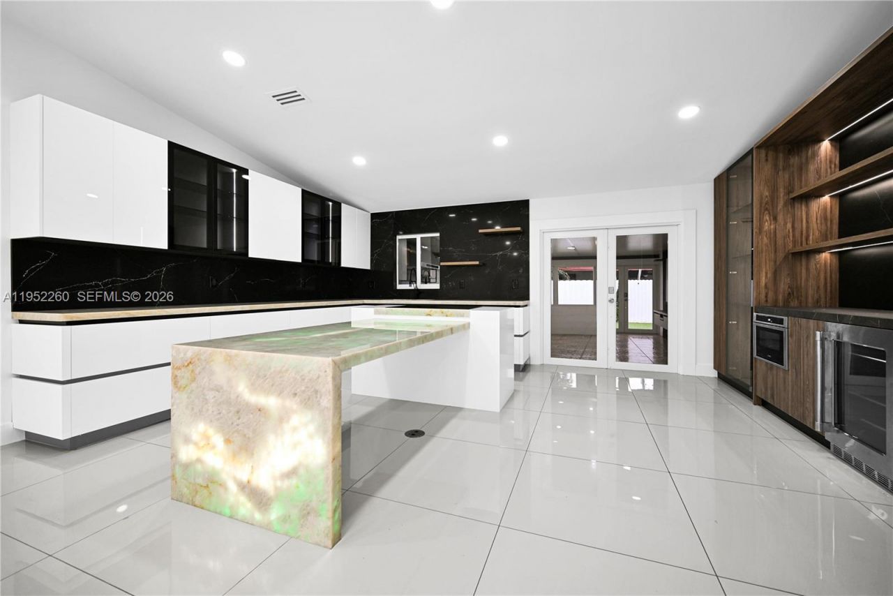 13284 SW 39th Street, Miami, FL 33175 Photo