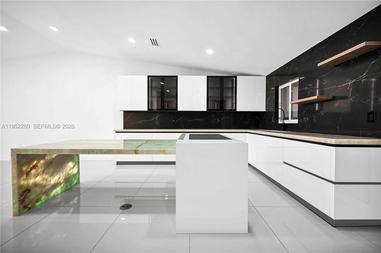 13284 SW 39th Street, Miami, FL 33175 Photo