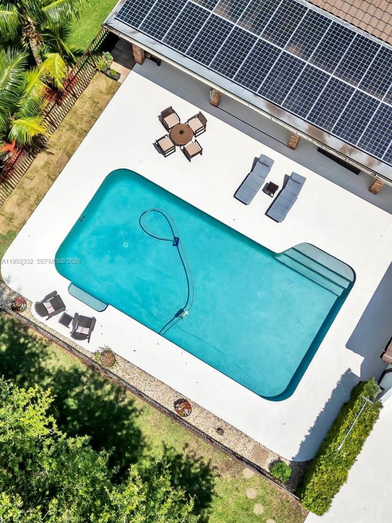 11850 Oak Leaf Dr., Davie, FL 33330 Photo