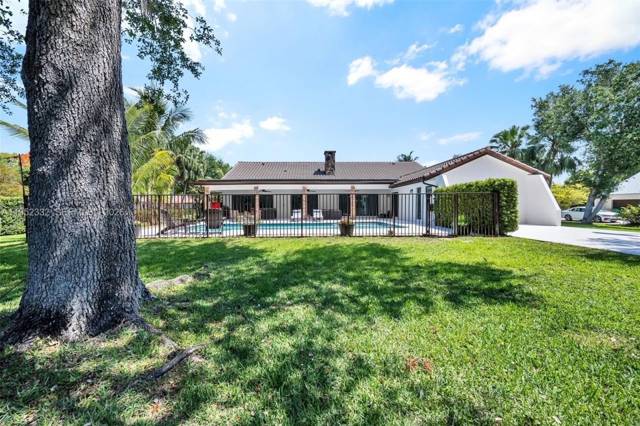 11850 Oak Leaf Dr., Davie, FL 33330 Photo