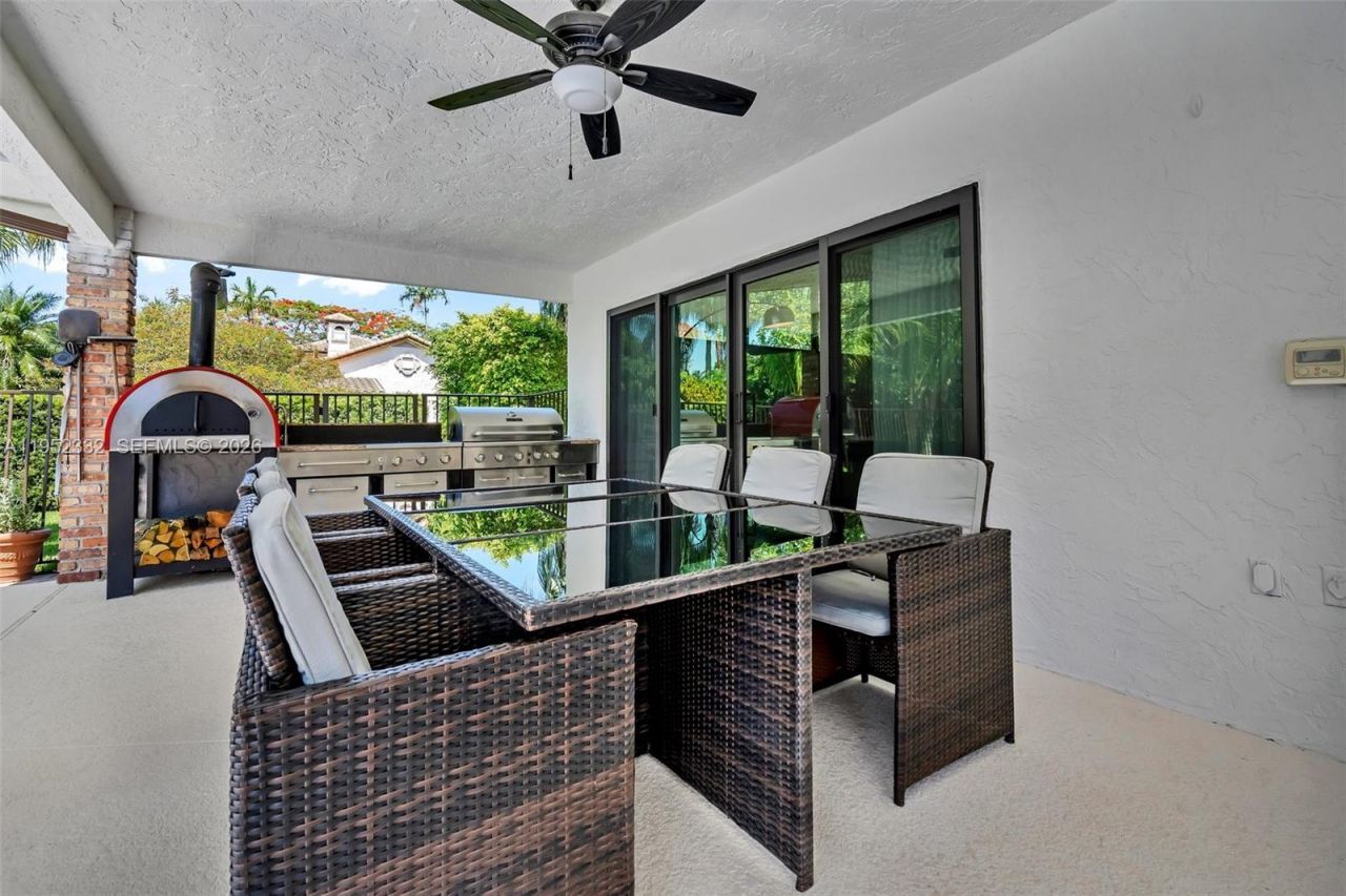 11850 Oak Leaf Dr., Davie, FL 33330 Photo