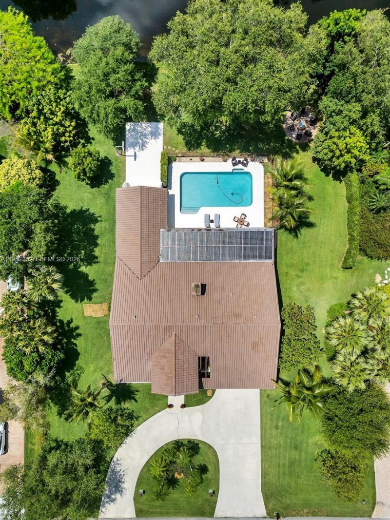 11850 Oak Leaf Dr., Davie, FL 33330 Photo