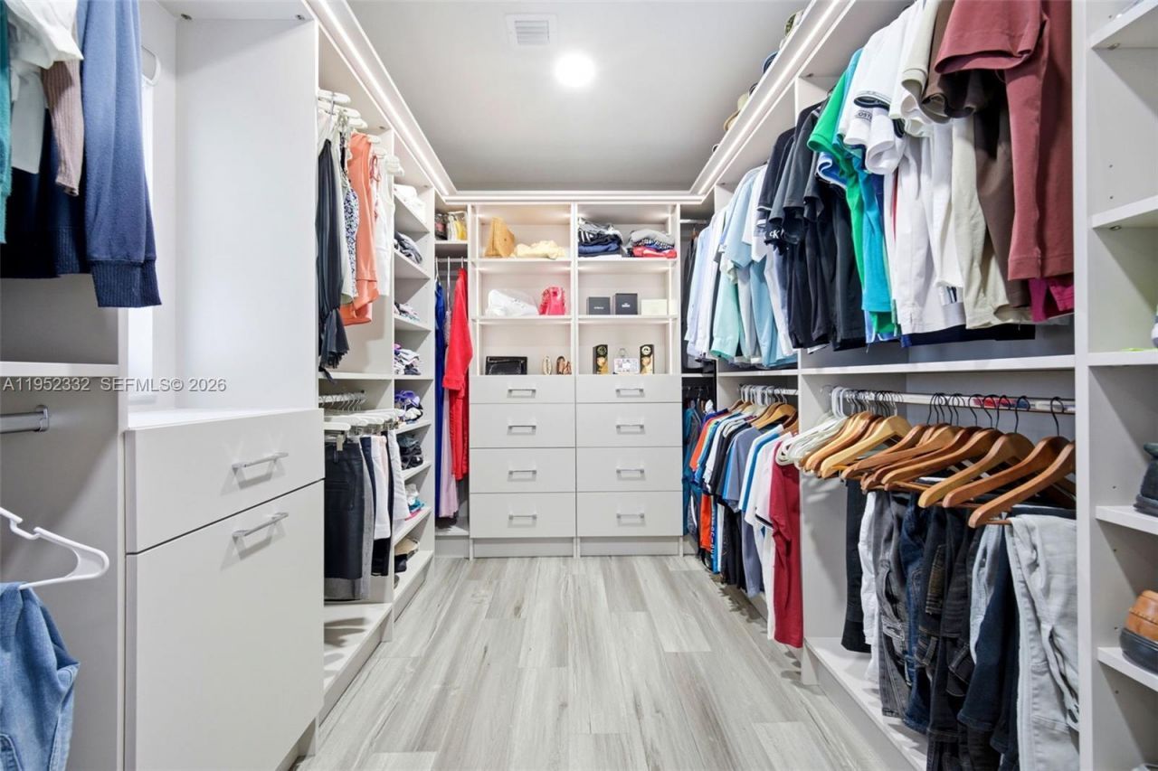 11850 Oak Leaf Dr., Davie, FL 33330 Photo