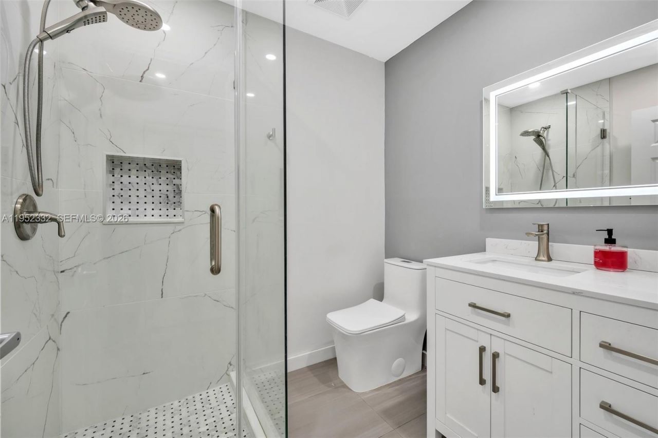 11850 Oak Leaf Dr., Davie, FL 33330 Photo