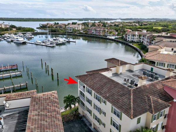 5320 W Harbor Village Drive, Unit 401, Vero Beach, FL 32967