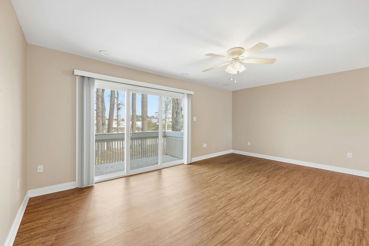 1000 11th Ave. N Photo 14