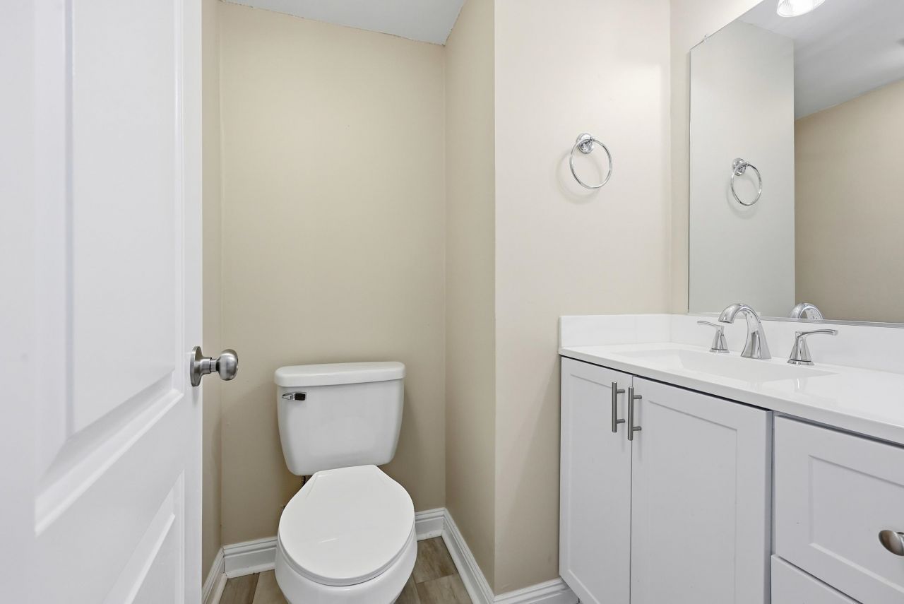 1000 11th Ave. N Photo 20