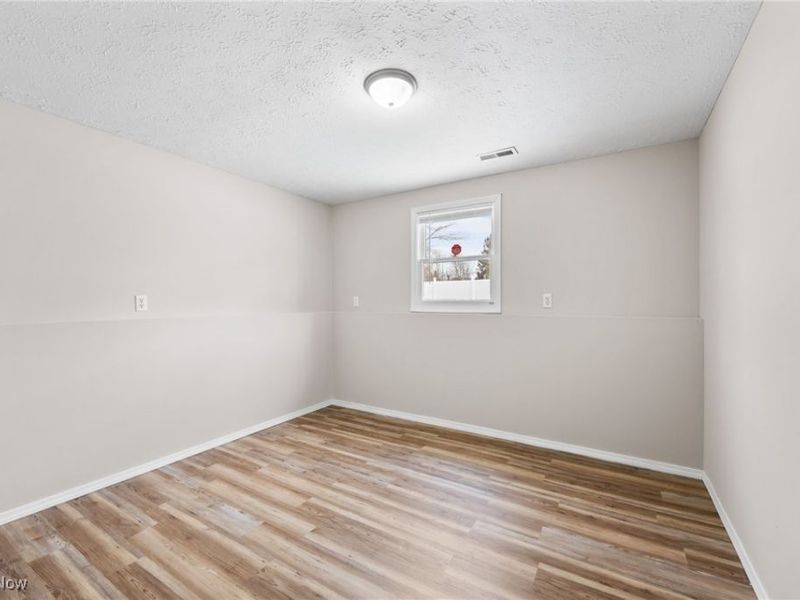 7007 Hidden Valley Drive, Amherst, OH 44001 Photo 26