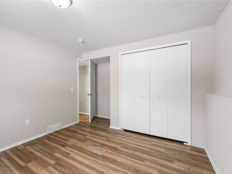 7007 Hidden Valley Drive, Amherst, OH 44001 Photo 27