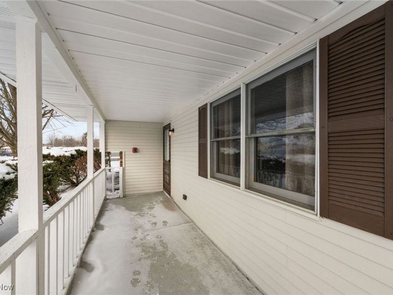 7007 Hidden Valley Drive, Amherst, OH 44001 Photo 4