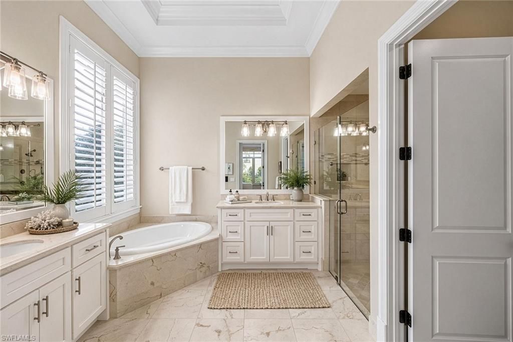 2277 Residence Cir, Naples, FL 34105 Photo
