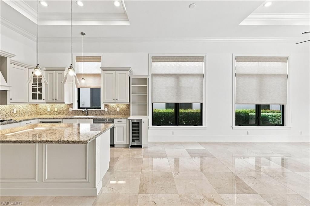 2277 Residence Cir, Naples, FL 34105 Photo