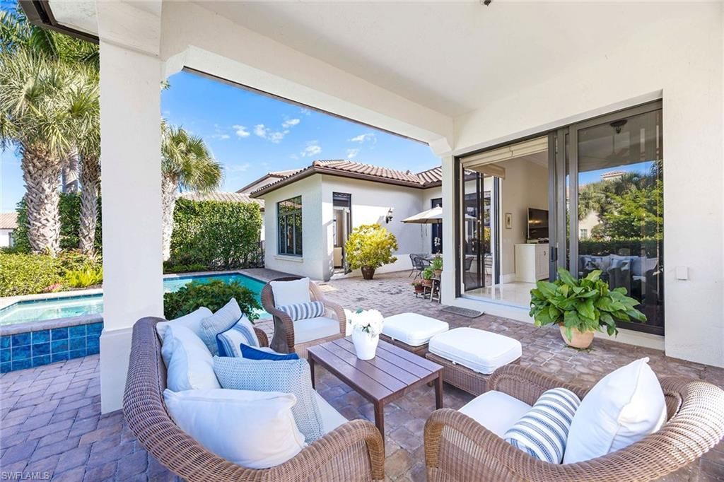 2277 Residence Cir, Naples, FL 34105 Photo