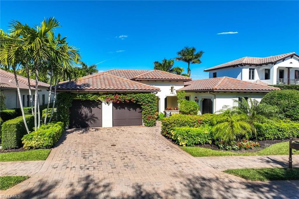 2277 Residence Cir, Naples, FL 34105 Photo