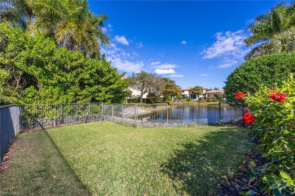 2277 Residence Cir, Naples, FL 34105 Photo