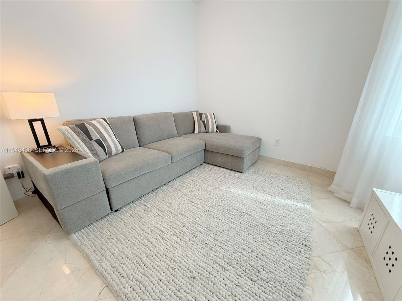 50 S Pointe Dr, Unit TWN2, Miami Beach, FL 33139 Photo