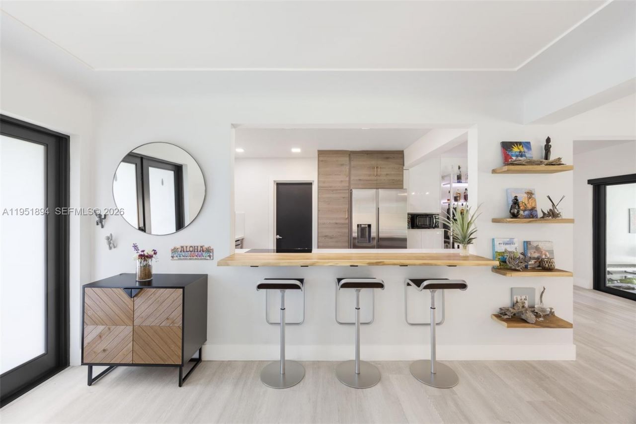 07325 SW 102nd St, Pinecrest, FL 33156 Photo