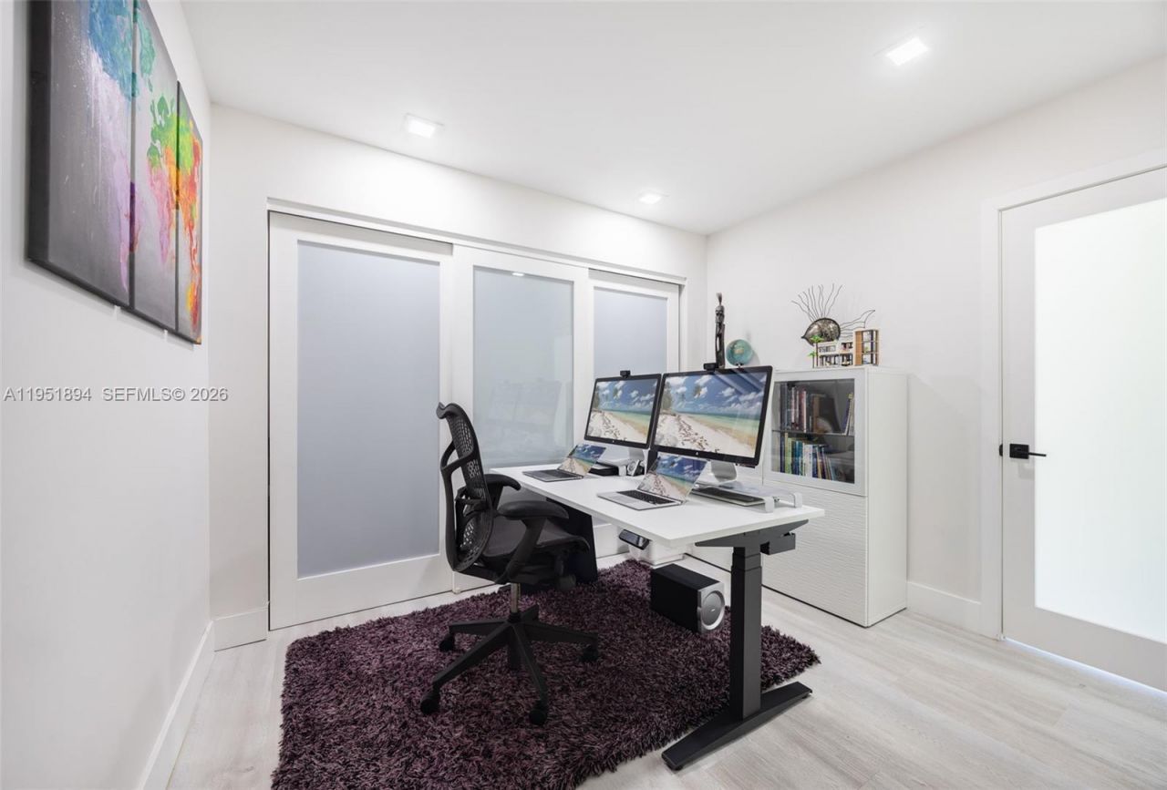 07325 SW 102nd St, Pinecrest, FL 33156 Photo