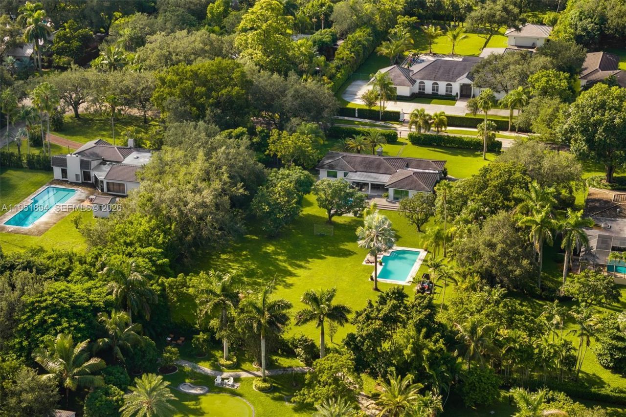 07325 SW 102nd St, Pinecrest, FL 33156 Photo