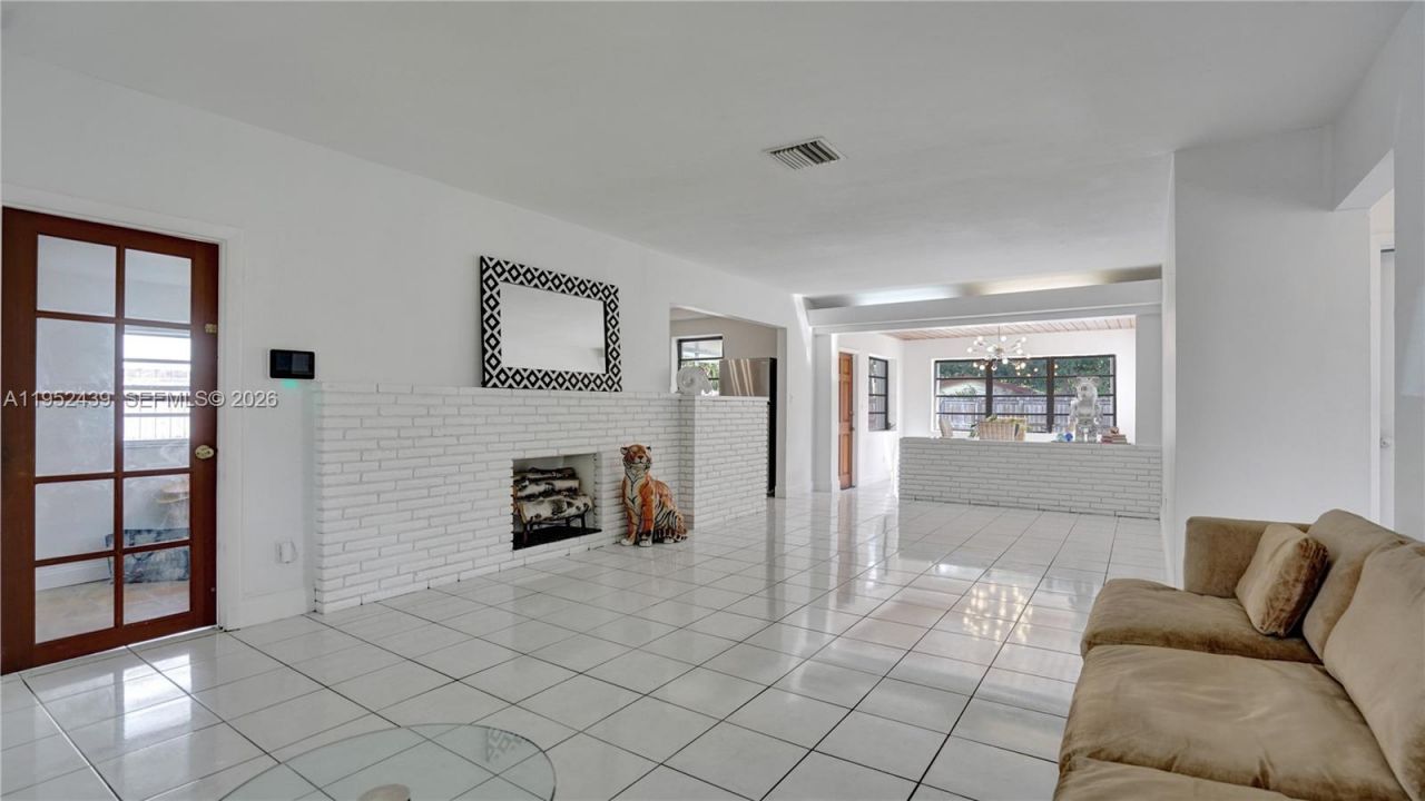 1105 N 31st Ct, Hollywood, FL 33021 Photo