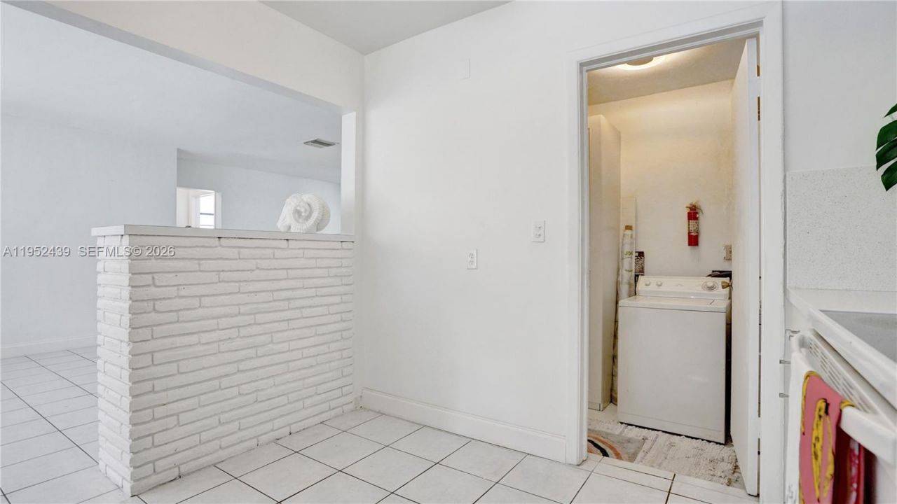 1105 N 31st Ct, Hollywood, FL 33021 Photo