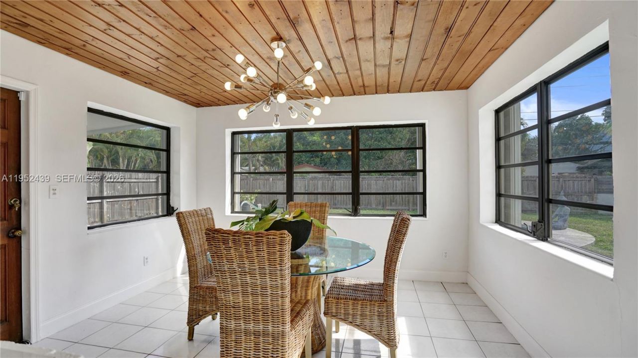 1105 N 31st Ct, Hollywood, FL 33021 Photo