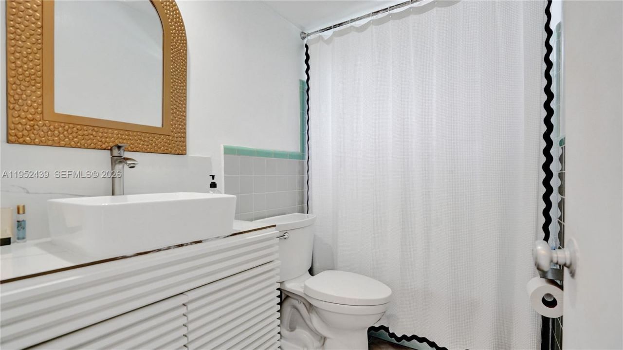 1105 N 31st Ct, Hollywood, FL 33021 Photo