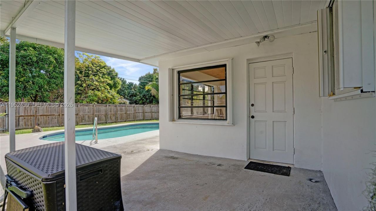 1105 N 31st Ct, Hollywood, FL 33021 Photo