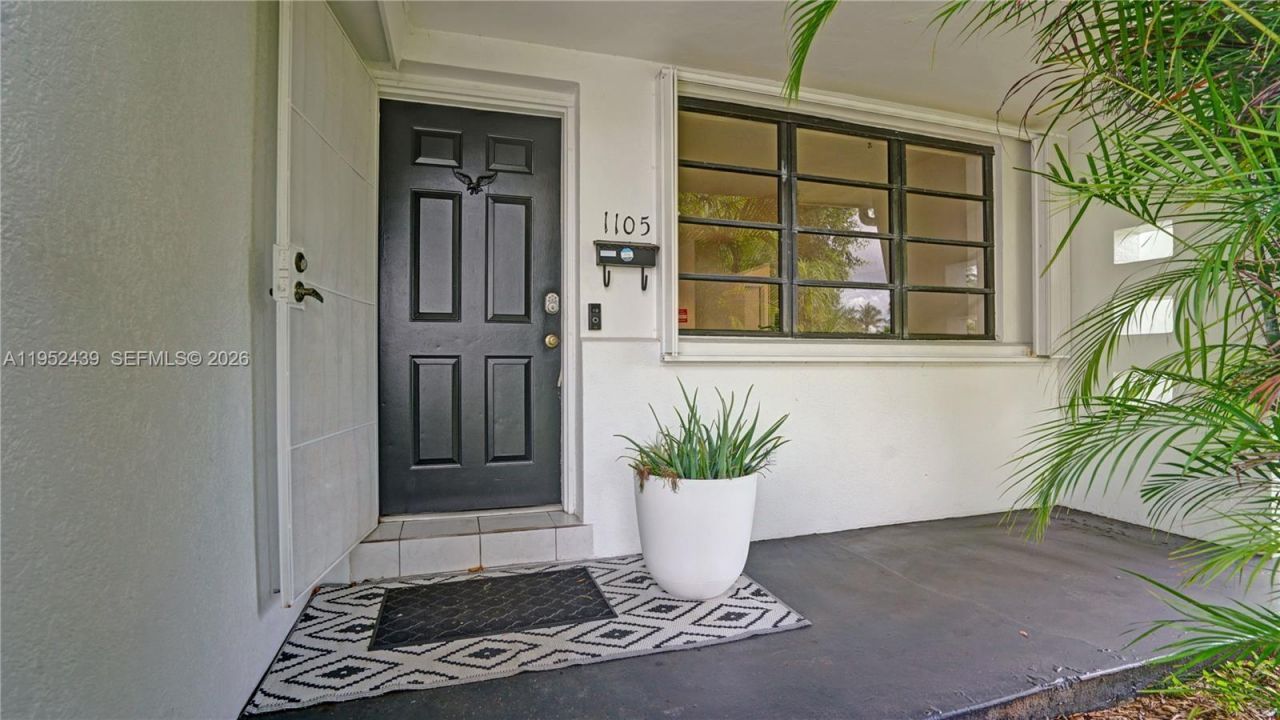 1105 N 31st Ct, Hollywood, FL 33021 Photo