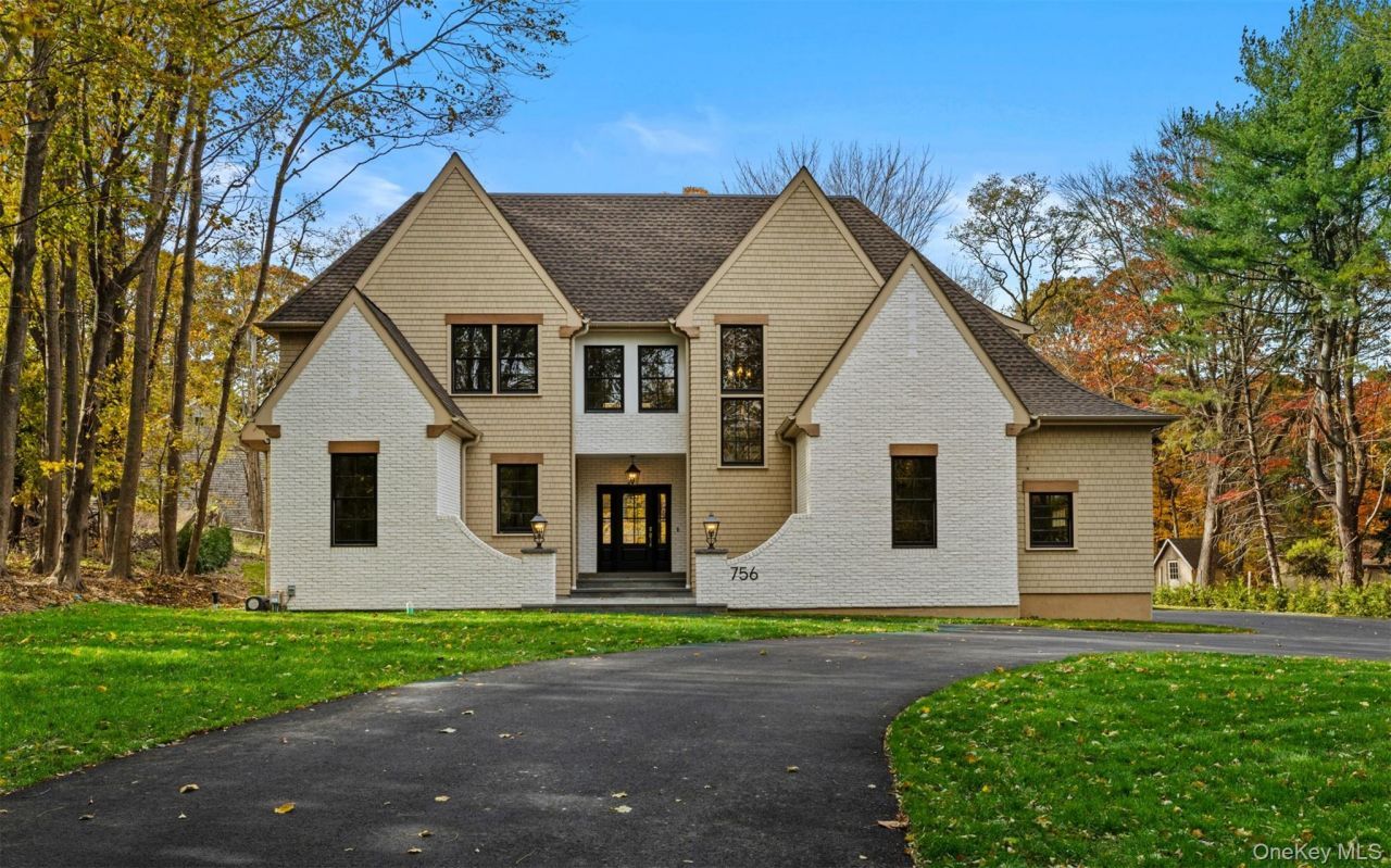 756 Mount Sinai-coram Road, Mount Sinai, NY 11766 Main Photo