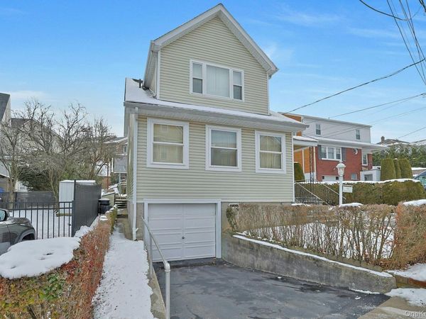 16 Richardson Place, Eastchester, NY 10709