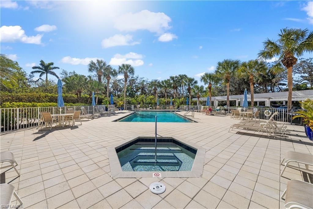 6361 Pelican Bay Blvd, Unit 201, Naples, FL 34108 Photo