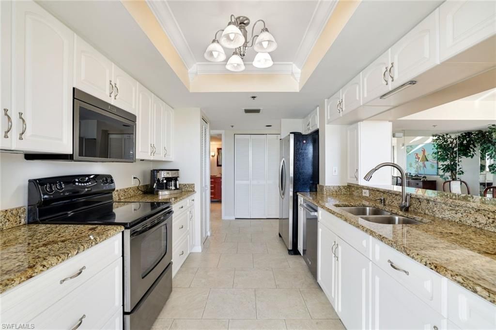 6361 Pelican Bay Blvd, Unit 201, Naples, FL 34108 Photo