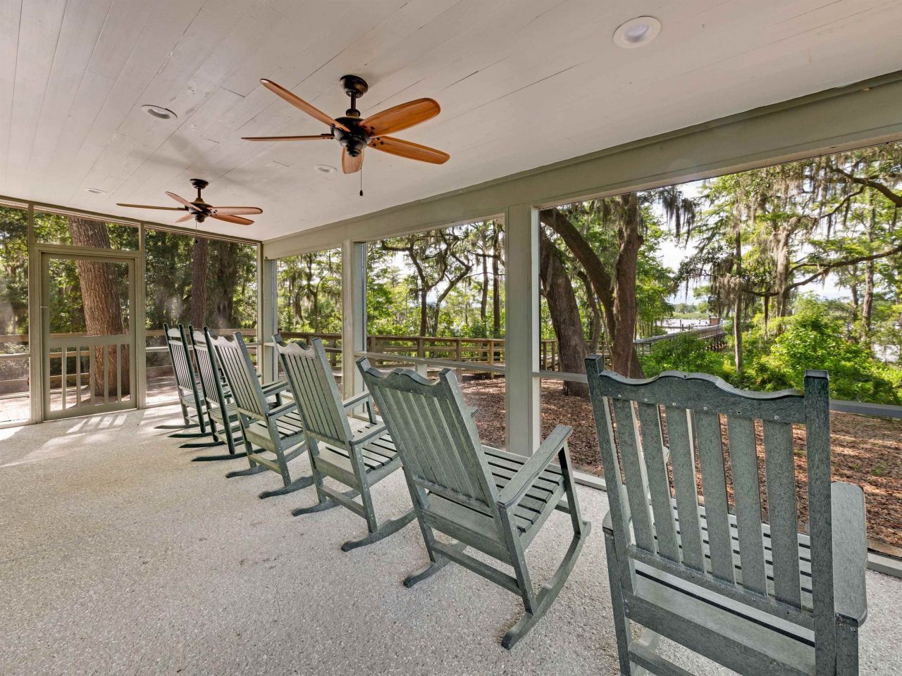 2781 Vanderbilt Blvd.  Photo 23