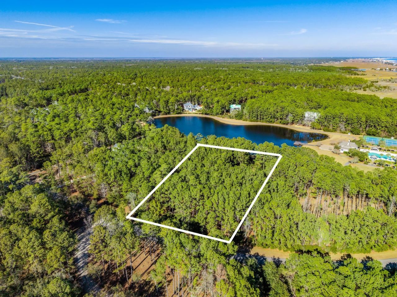 2781 Vanderbilt Blvd.  Photo 4