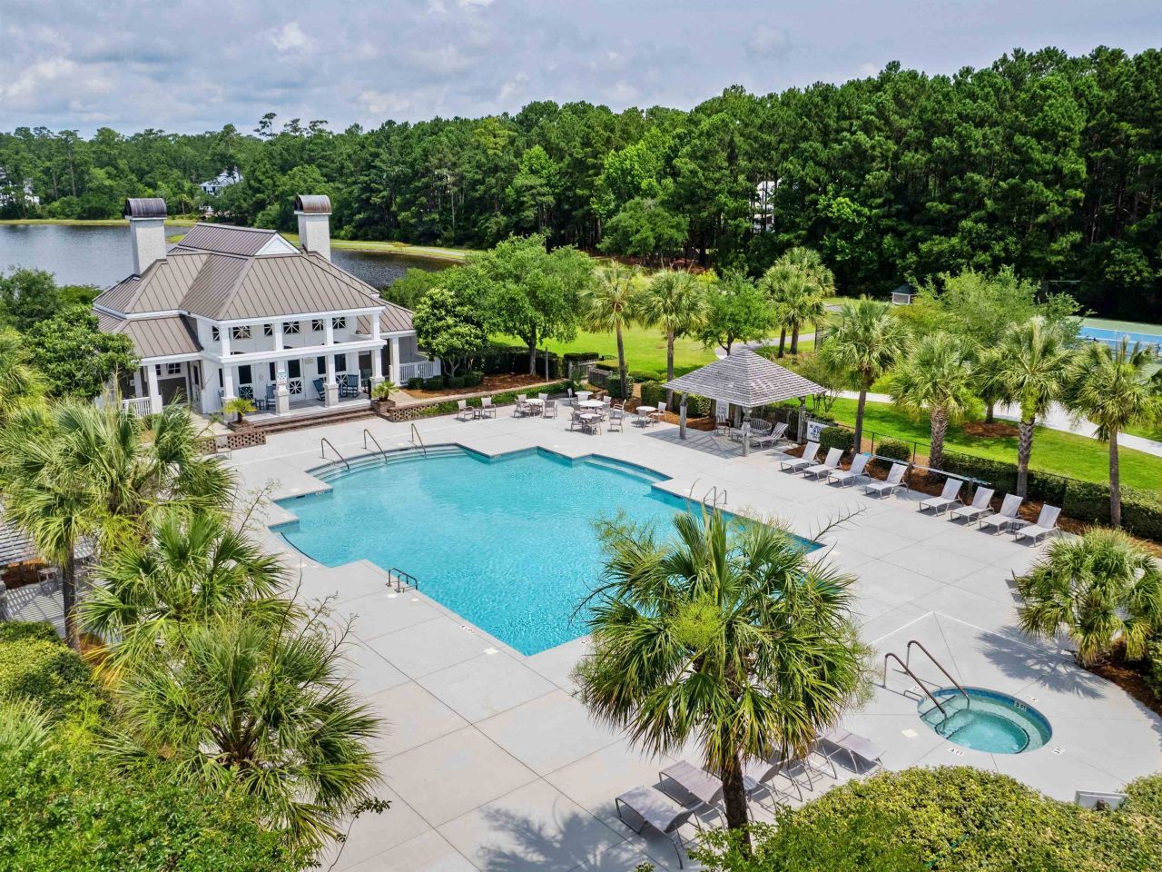 2781 Vanderbilt Blvd.  Photo 8