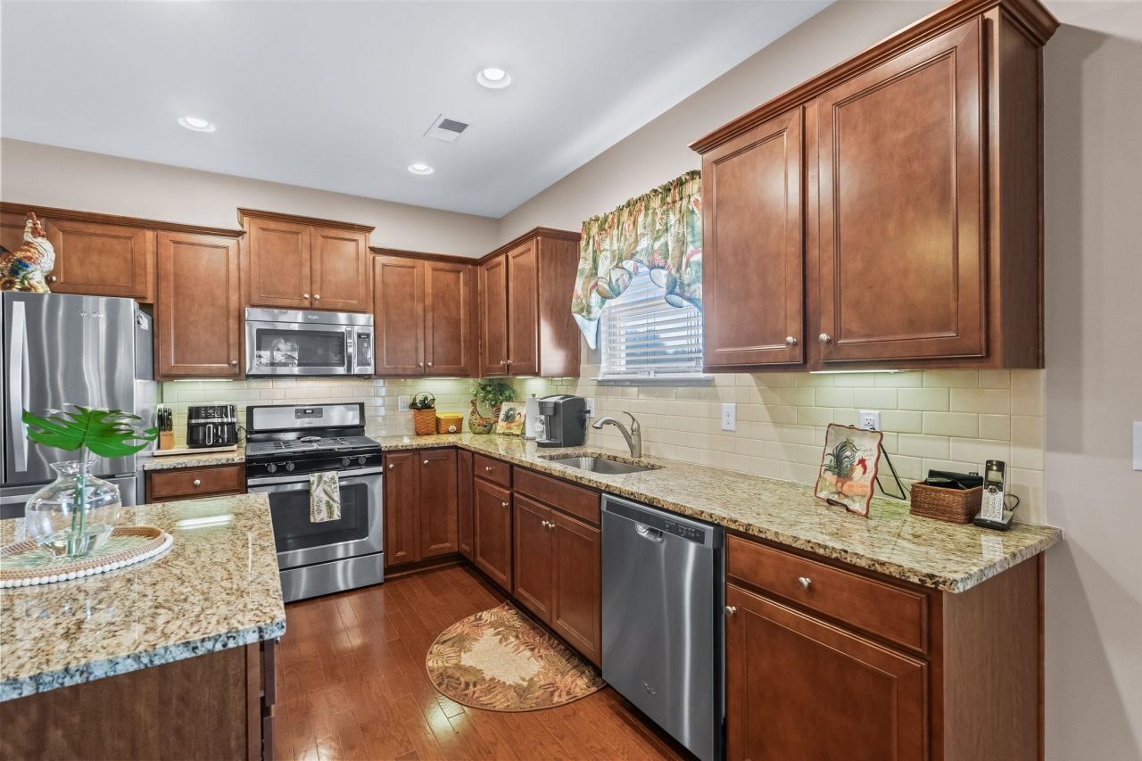 3801 Tyford Ct. Photo 12