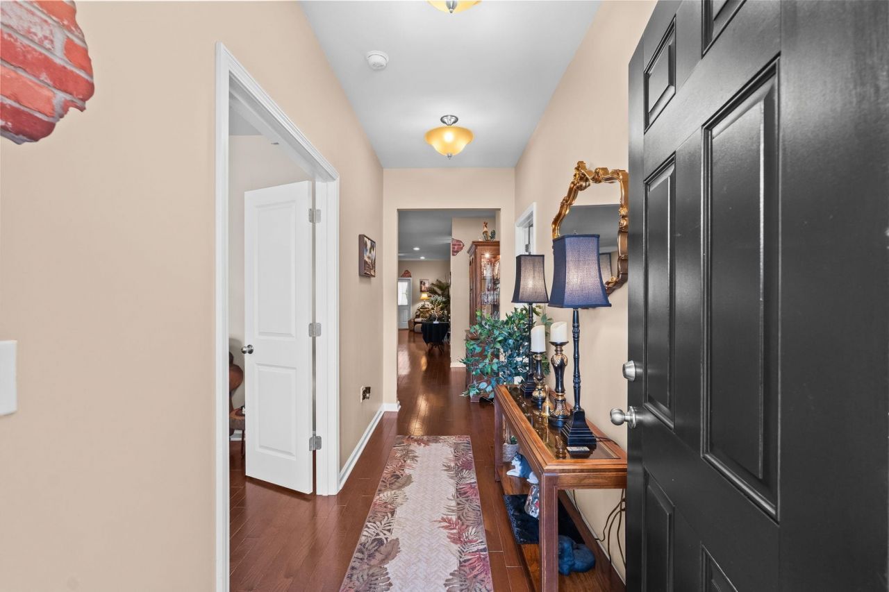 3801 Tyford Ct. Photo 5