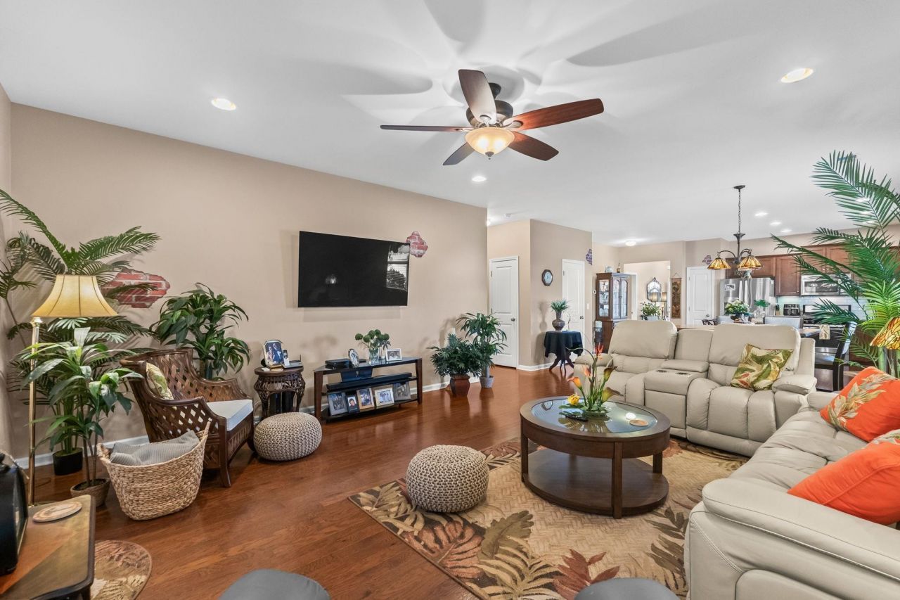 3801 Tyford Ct. Photo 9